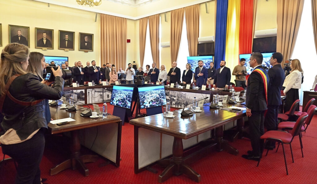 razboi-rece-in-consiliul-local-iasi.-zeci-de-proiecte,-respinse