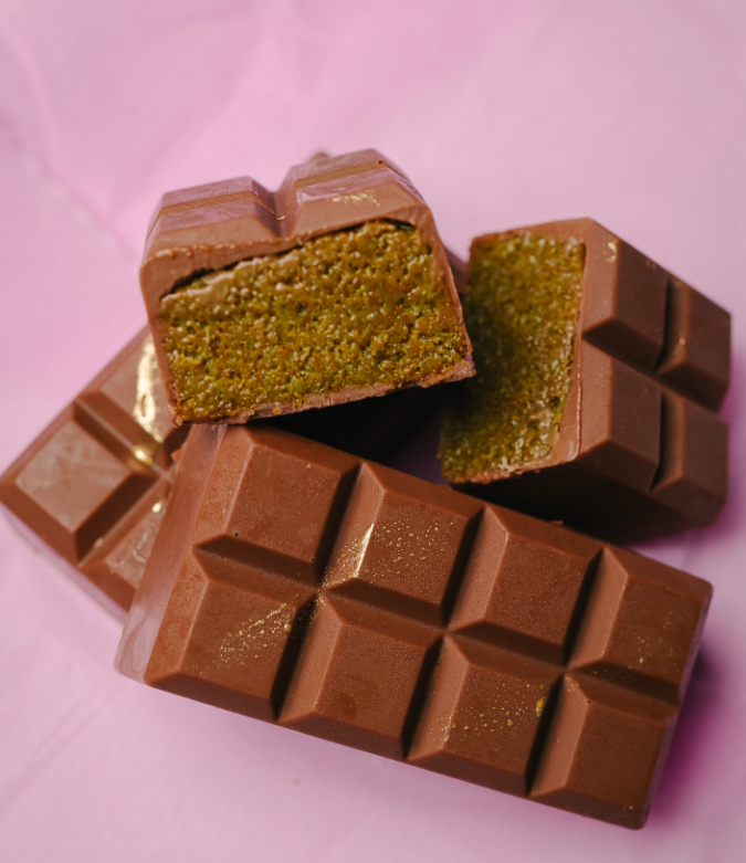 xtb:-succesul-ciocolatei-dubai-pune-presiune-pe-piata-fisticului