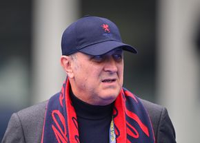 dan-sucu-si-a-stabilit-favorita!-pe-cine-a-ales-intre-genoa-si-rapid,-care-joaca-in-aceeasi-zi