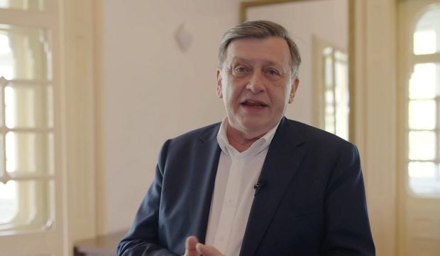 cum-a-intrat-crin-antonescu-in-politica:-la-varsta-ta-eram-in-puscarie-de-4-5-ani