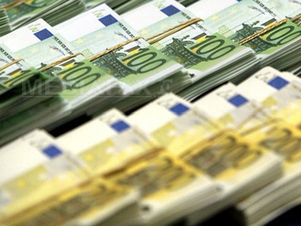 curs-valutar-29-aprilie-leul-creste-fata-de-euro-si-dolar.-aurul-a-urcat-din-nou