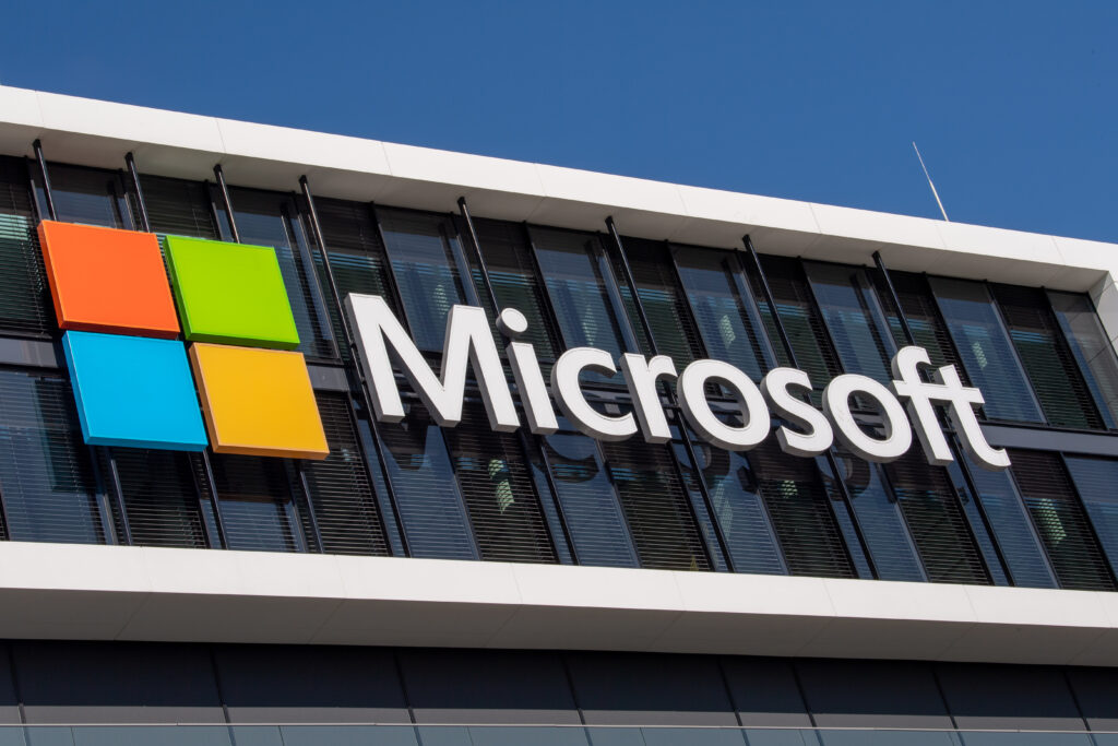 microsoft-s-a-angajat-sa-respecte-legislatia-europeana,-criticata-de-guvernul-sua