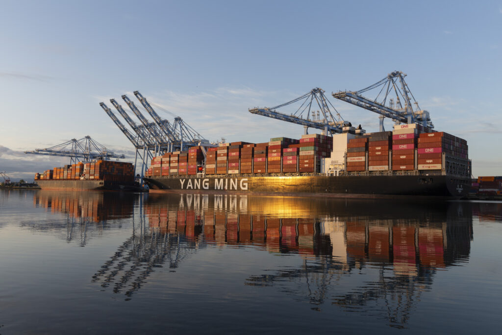 tarifele-impuse-de-sua-afecteaza-negativ-exporturile-chinezesti-din-comertul-electronic