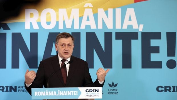 crin-antonescu,-candidatul-psd-pnl-udmr-la-presedintia-romaniei-i-portret