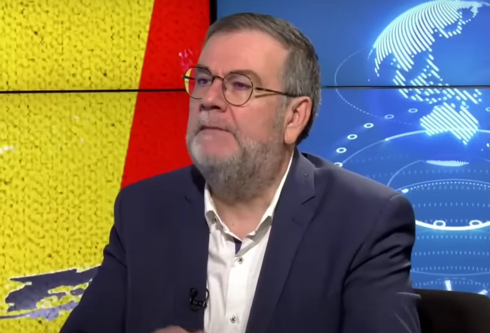 a-murit-bogdan-teodorescu.-analistul-politic-avea-62-de-ani-si-suferea-de-o-boala-grava