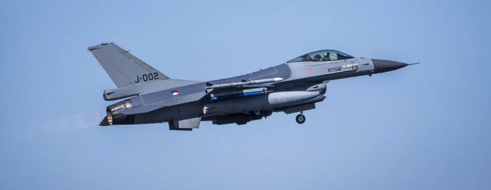 bulgaria-isi-consolideaza-securitatea.-a-primit-primul-avion-de-vanatoare-american-f-16