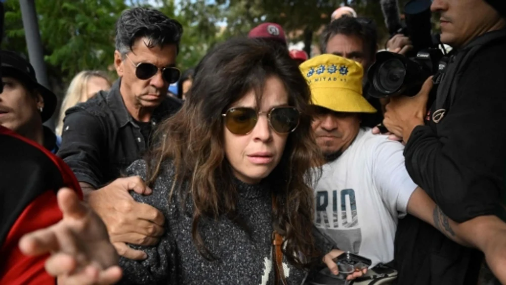 dalma-maradona-a-dezvaluit-ce-mirosea-in-camera-in-care-a-murit-celebrul-sau-tata:-era-inumana!