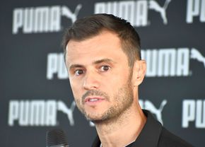 nicolescu-nu-vrea-sa-se-intalneasca-cu-peluza-sud!-dezvaluiri-explozive-la-dinamo:-trecutul-lui