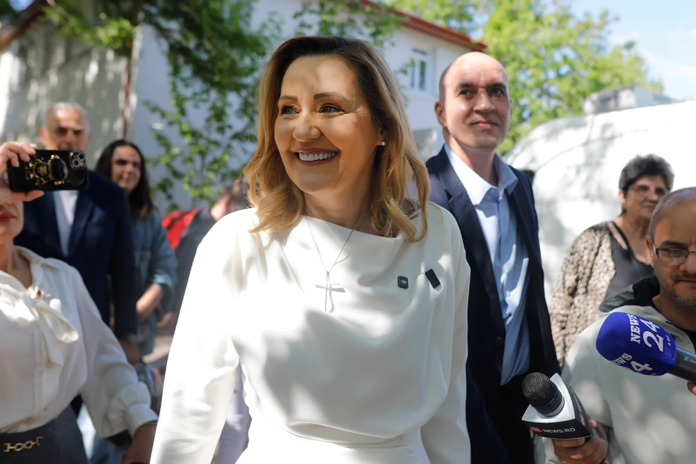 elena-lasconi-demisioneaza-din-functia-de-presedinte-al-usr:-asa-consider-ca-este-corect