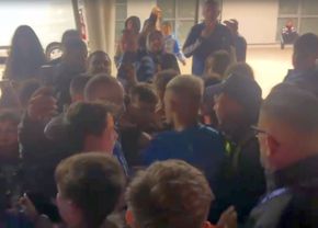 imaginile-serii-de-la-craiova-alexandru-mitrita,-fugarit-de-copii-prin-parcare