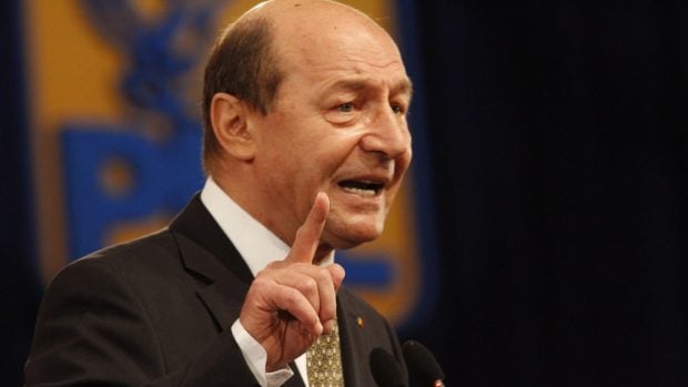 traian-basescu-anunta-trei-consecinte-negative-pentru-romania,-daca-george-simion-iese-presedinte