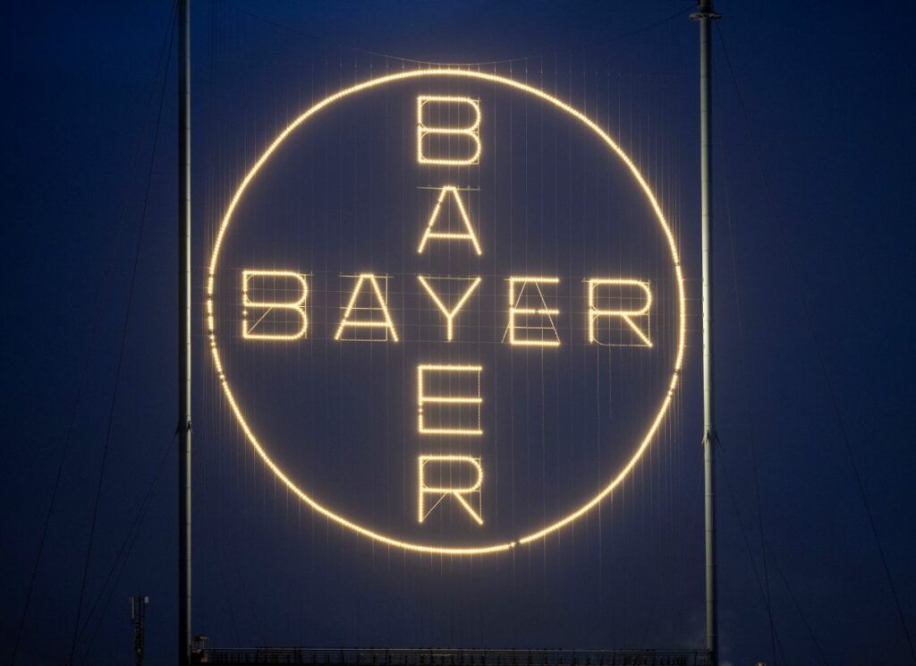 bayer-restructureaza-divizia-de-agricultura-din-germania.-circa-500-de-angajati,-afectati