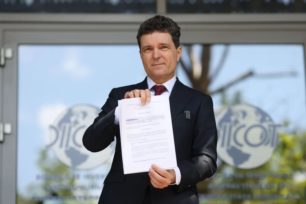 mutarile-care-pot-decide-alegerile.-sfaturile-expertilor-pentru-nicusor-dan-si-george-simion