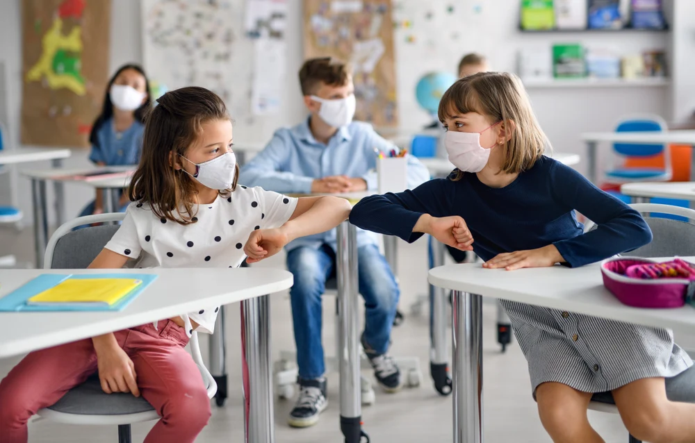 copilaria-nu-mai-arata-la-fel-dupa-pandemie.-sanatatea-mintala-si-educatia,-in-declin