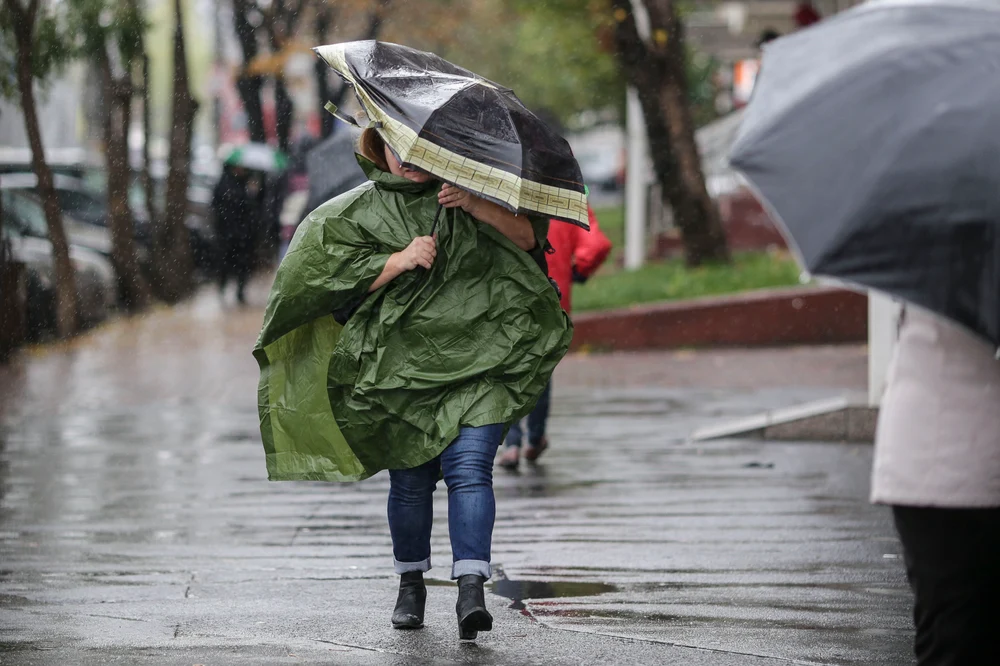 vremea-se-schimba-radical:-regiunile-afectat-de-ploi,-vant-si-racire-accentuata