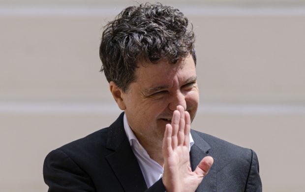 sase-senatori-americani-il-felicita-pe-nicusor-dan:-suntem-gata-sa-lucram-impreuna