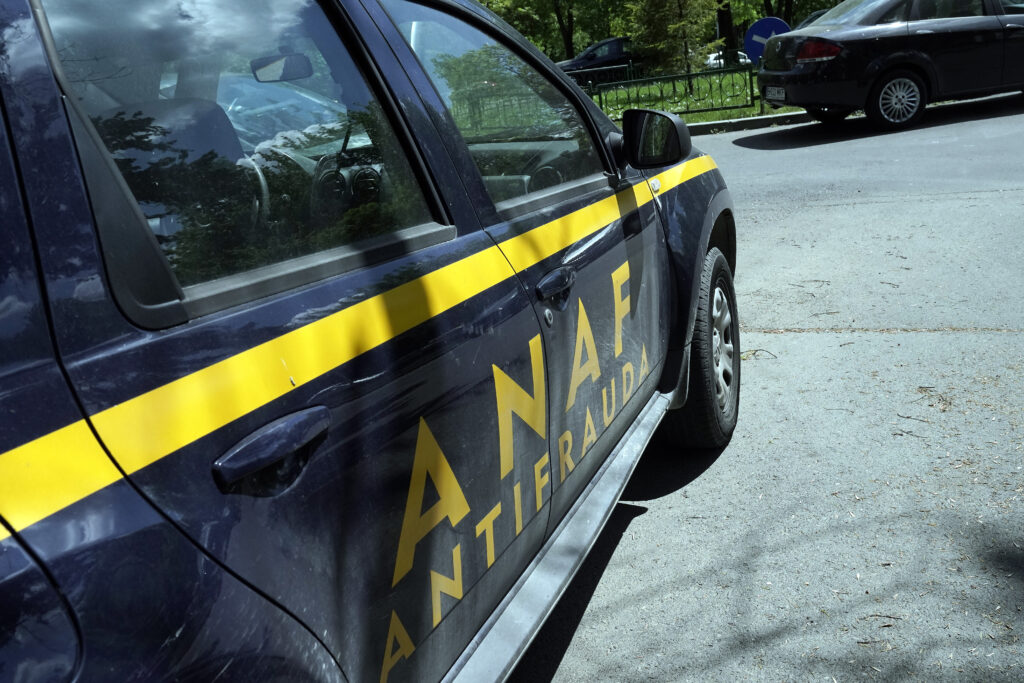 suspiciuni-asupra-unor-functionari-anaf-banuiti-ca-iau-mita-de-la-firme-ce-evita-plata-taxelor