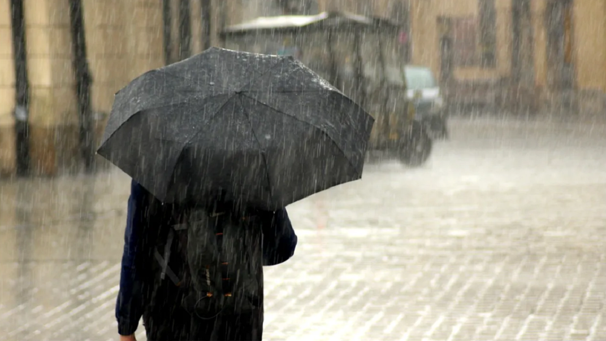 anm-a-schimbat-prognoza-meteo!-avertizarile-au-fost-prelungite:-cand-scapam-de-ploi-si-frig