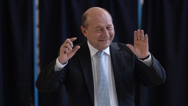 traian-basescu-spune-cum-ar-ajunge-psd-la-desfiintare:-asta-au-de-facut
