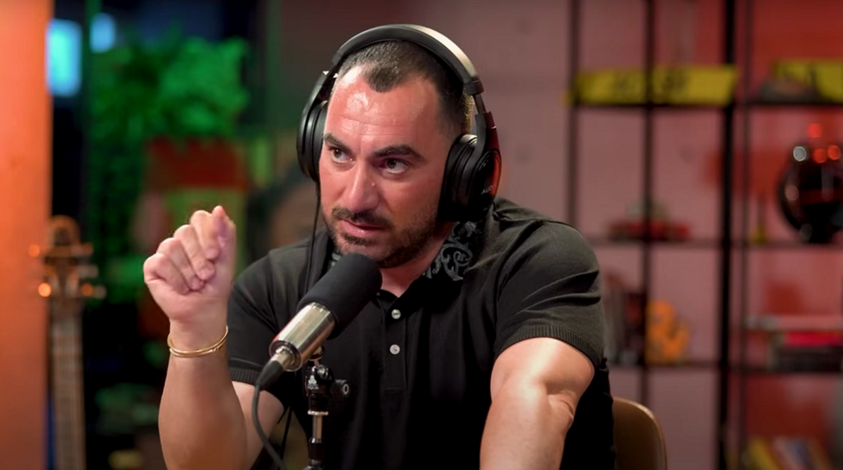 primul-job-al-lui-pescobar.-cat-castiga-patronul-tavernei-racilor-la-rcs&rds,-de-fapt