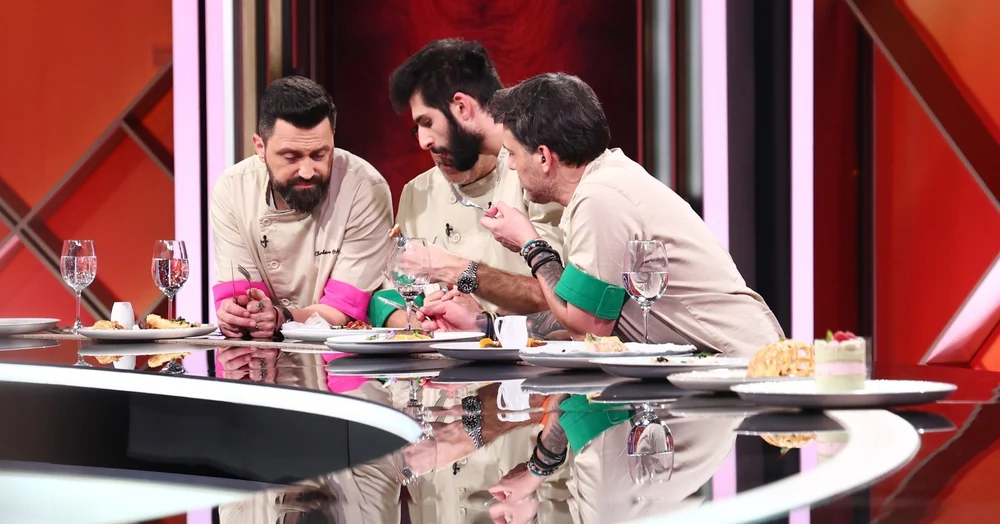 s-a-aflat-castigatorul-chefi-la-cutite-2025.-la-cine-a-ajuns-marele-premiu