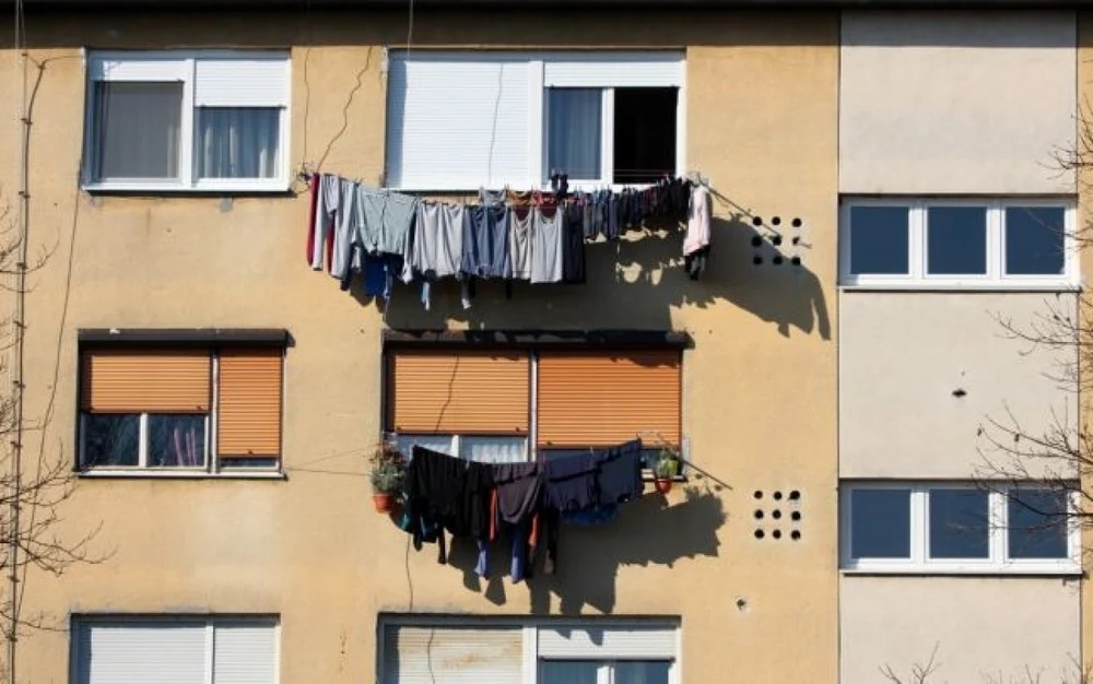 uscatul-rufelor-in-afara-balconului,-interzis-in-craiova.-ce-amenzi-risca-locatarii