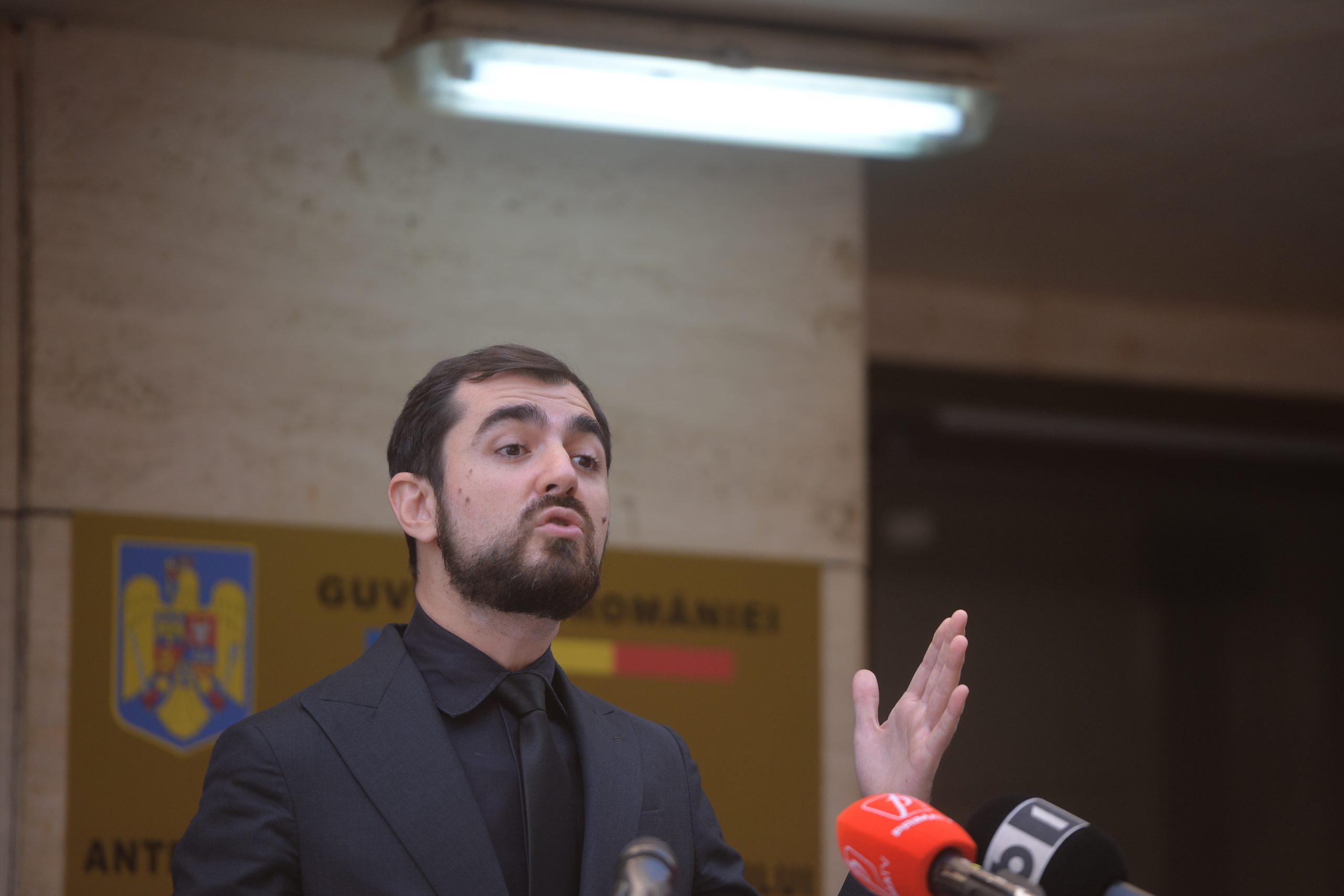 nasui-(usr):-recesiunea-nu-poate-fi-evitata.-cand-se-termina-petrecerea,-incepe-mahmureala