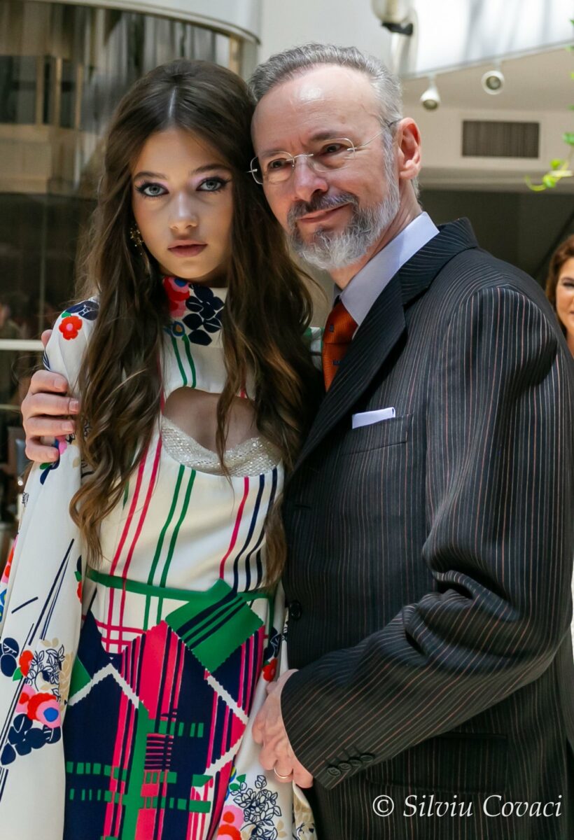 ce-i-a-spus-mikaela-lui-mihai-albu-la-nunta-cu-elena-nechifor.-designerul-a-fost-coplesit!