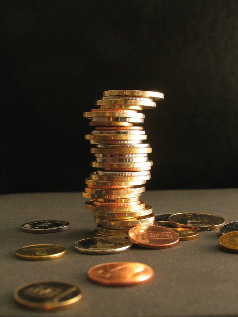 curs-valutar-25-iunie.-euro-a-crescut-din-nou,-iar-aurul-a-fost-mai-scump