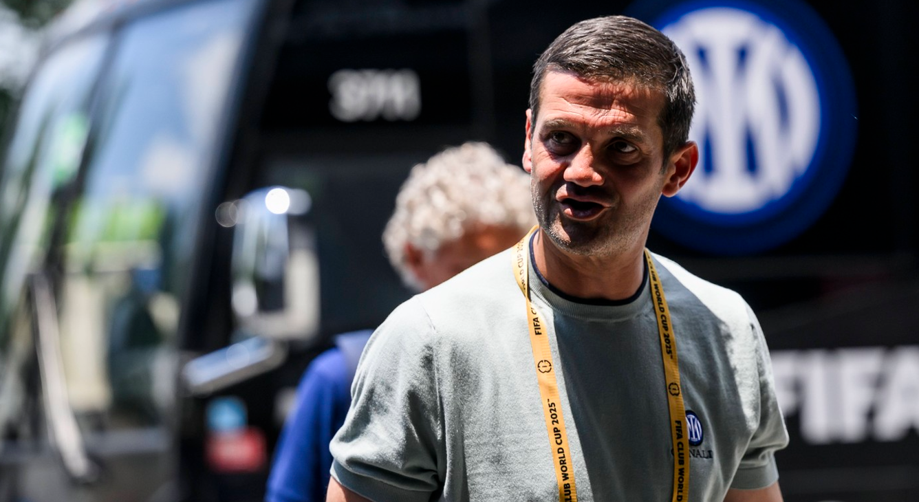 chivu-a-taiat-in-carne-vie!-i-a-trimis-acasa-si-i-a-pus-pe-lista-de-transferuri