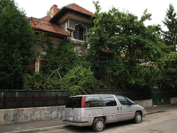 reactia-ra-apps,-despre-sediul-eximbank:-contract-legal,-profitabil-si-fara-suspiciuni-de-coruptie