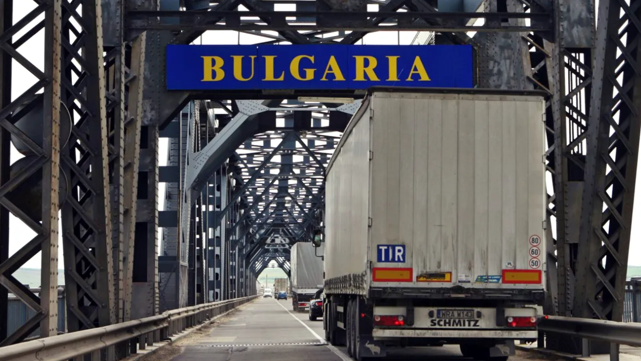 podul-prieteniei,-circulatie-blocata-in-ambele-sensuri.-ce-rute-alternative-sunt-recomandate