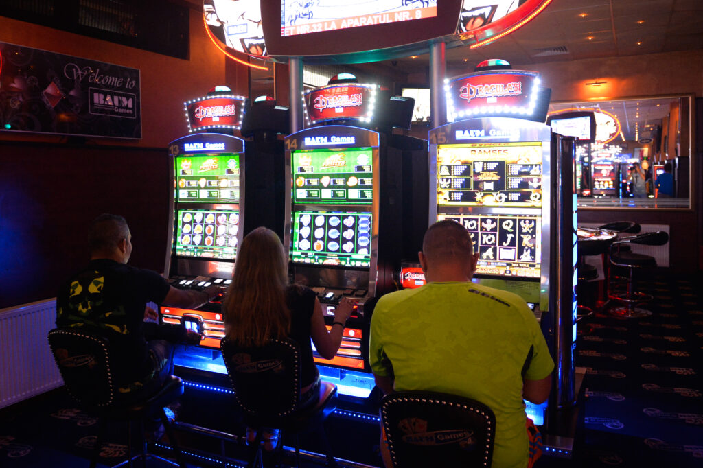 analiza:-industria-jocurilor-de-noroc-in-genunchi,-piata-neagra-explodeaza