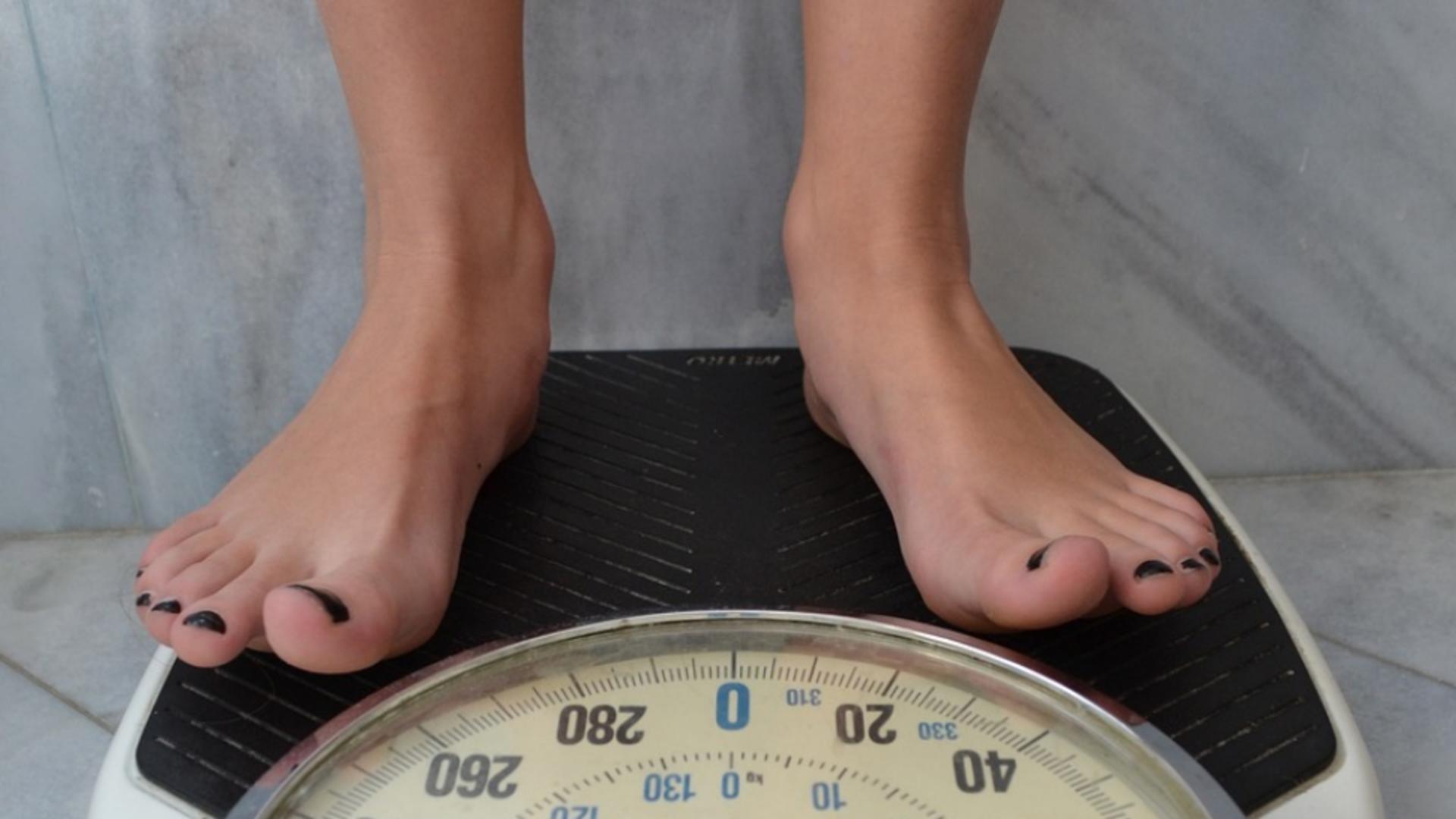 cele-mai-eficiente-ceaiuri-care-te-ajuta-sa-slabesti.-sunt-recomandate-dupa-zilele-de-sarbatori