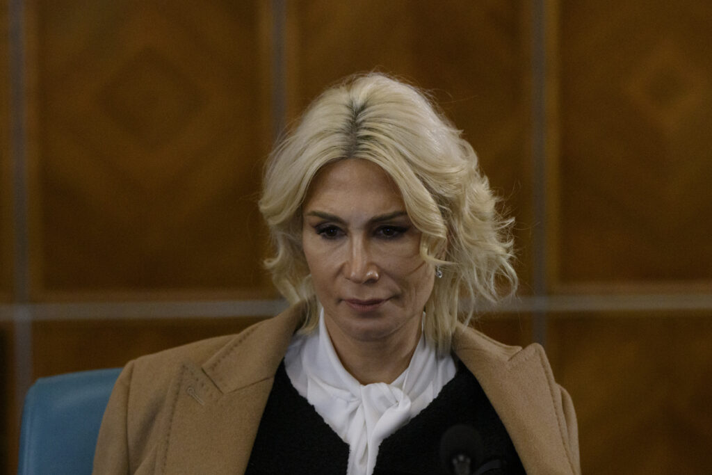 acces-liber,-egal-si-neingradit-la-cultura.-ministerul-culturii-ii-raspunde-ralucai-turcan