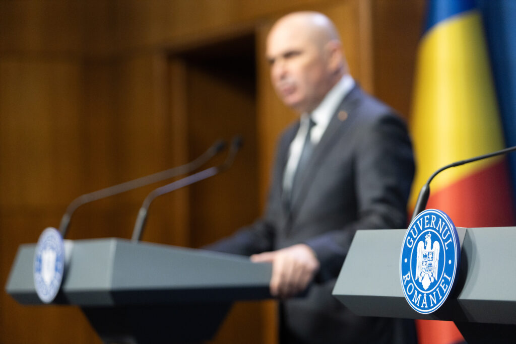 primarii-la-comun-si-cheltuieli-taiate:-bolojan-vrea-eficienta-in-administratia-locala