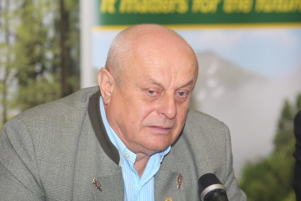 corpul-de-control-al-ministerului-mediului,-in-control-la-arad,-dupa-reangajarea-lui-teodor-tigan