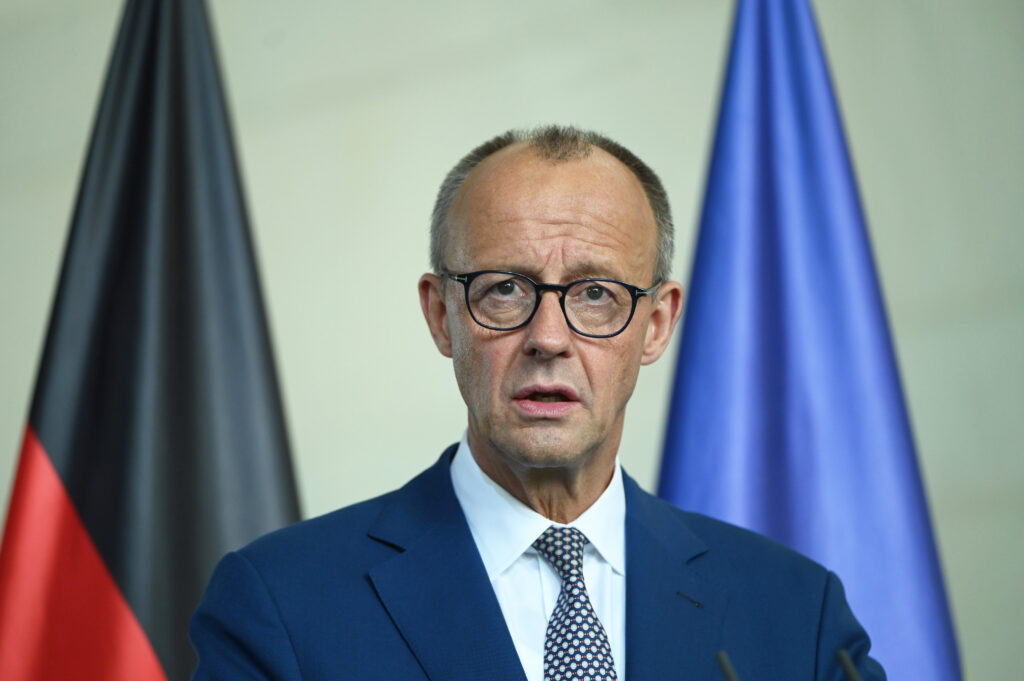 acordul-vamal-cu-statele-unite-imparte-europa-in-trei-tabere.-ce-a-declarat-cancelarul-merz