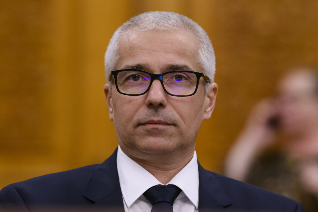 ministrul-justitiei:-bolojan-nu-respinge-etapizarea,-dar-vrea-un-ritm-mai-rapid-spre-65-de-ani