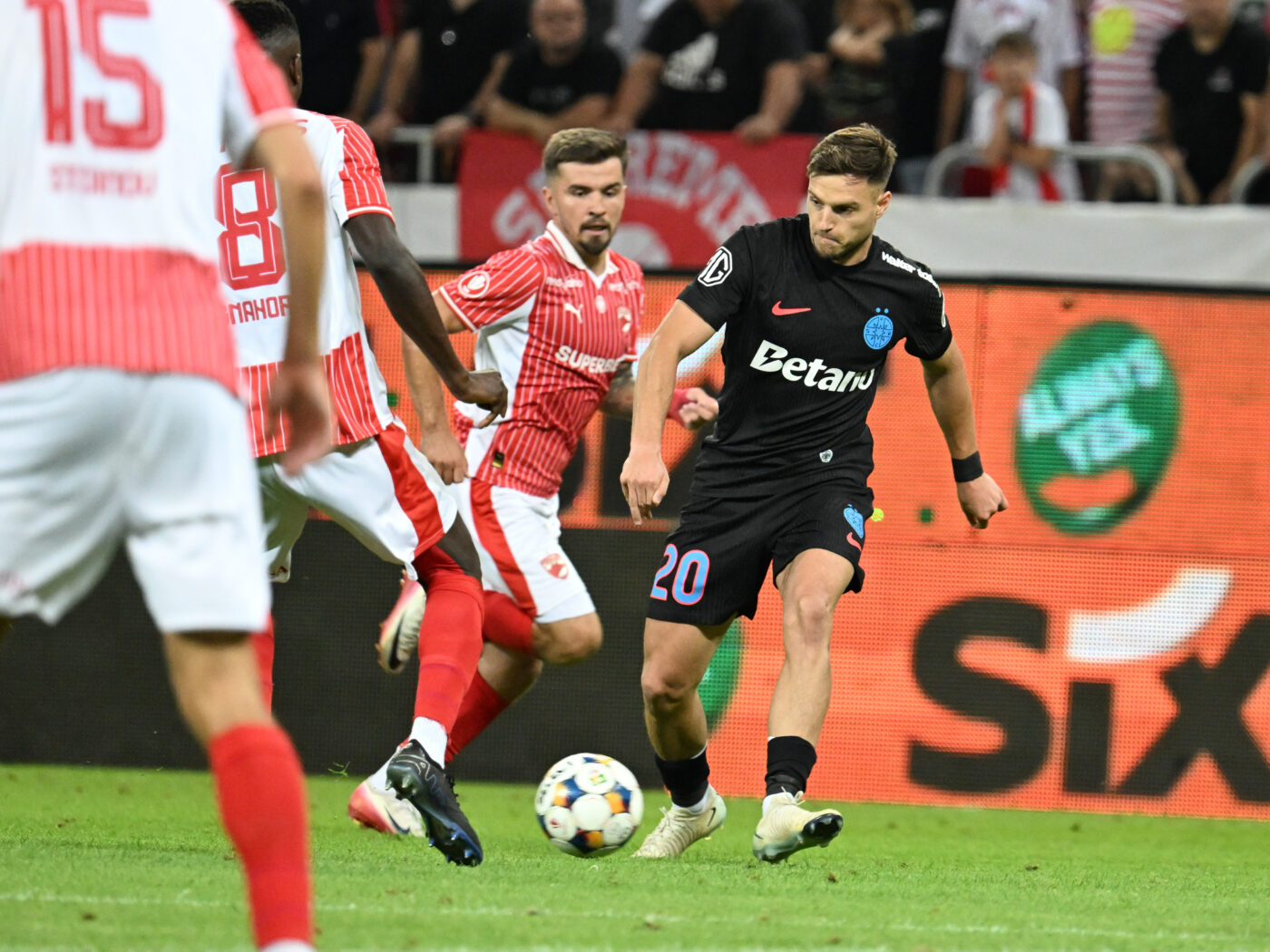 politically-correct?-prosport-a-surprins-imaginea-serii-pe-arena-nationala,-la-dinamo-fcsb-4-3