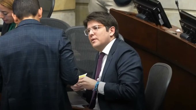 senator-care-candida-la-alegerile-prezidentiale-din-columbia-a-murit-dupa-ce-a-fost-impuscat