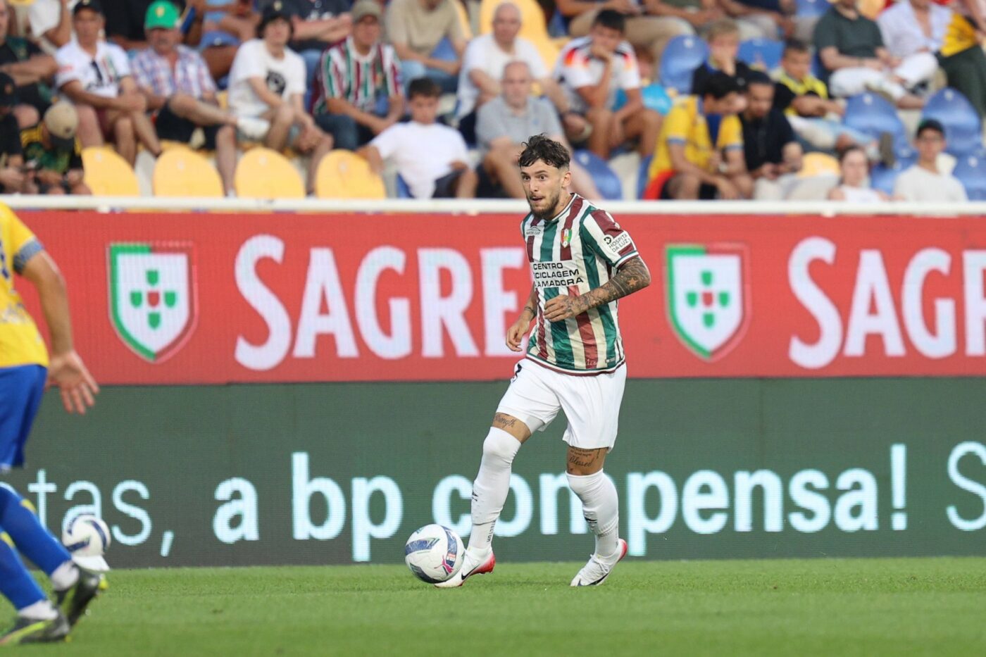 ianis-stoica-a-avut-nevoie-de-un-singur-minut-pentru-a-uimi-portugalia!-a-marcat-pentru-estrela