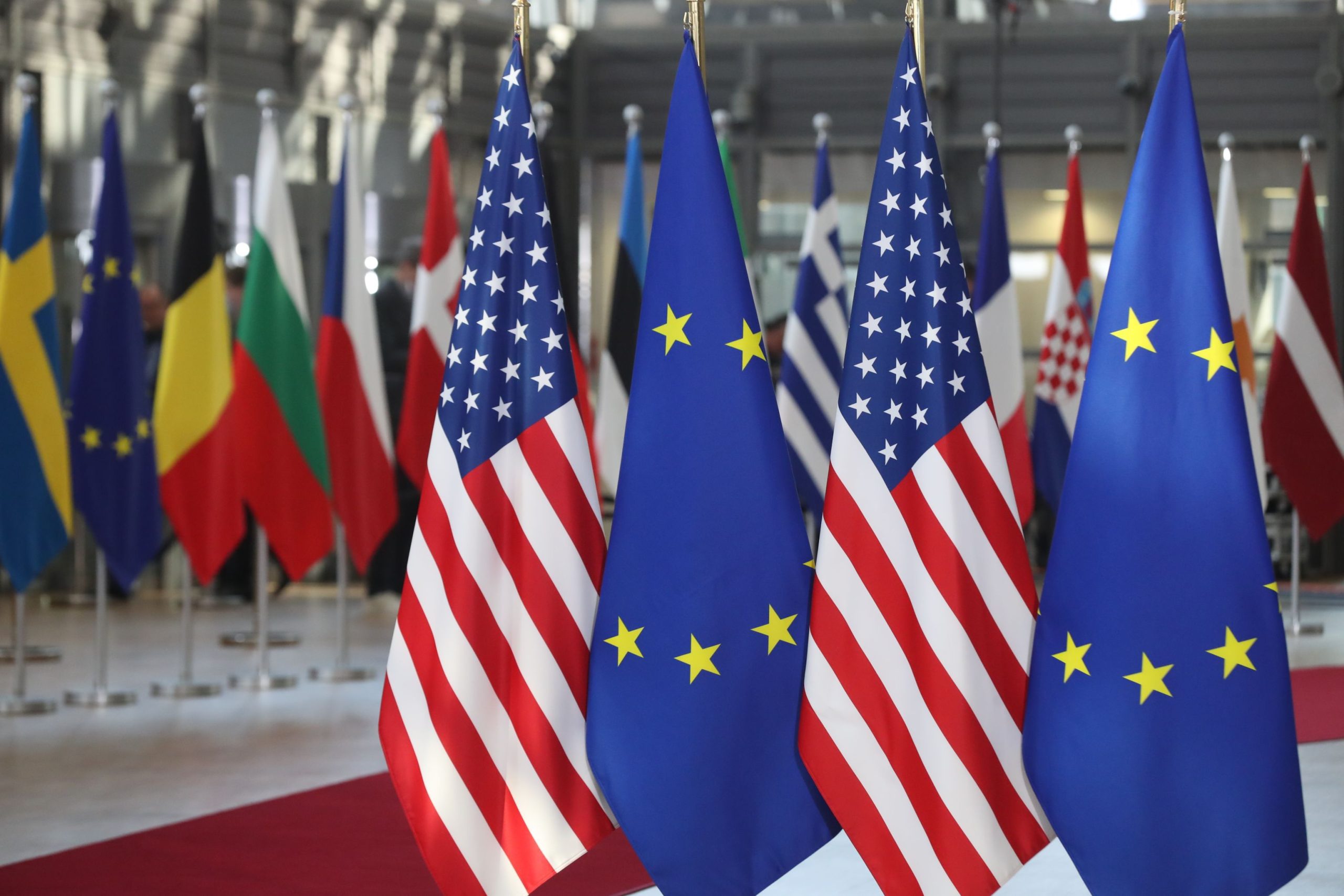 sua-si-ue-au-prezentat-un-cadru-scris-pentru-acordul-comercial,-aflat-inca-in-lucru