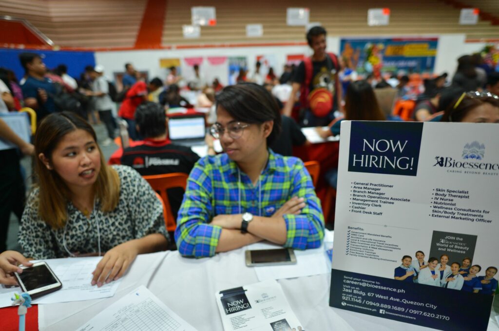 tarile-cu-cele-mai-multe-locuri-de-munca-vacante-din-europa.-romania-se-afla-pe-ultimul-loc