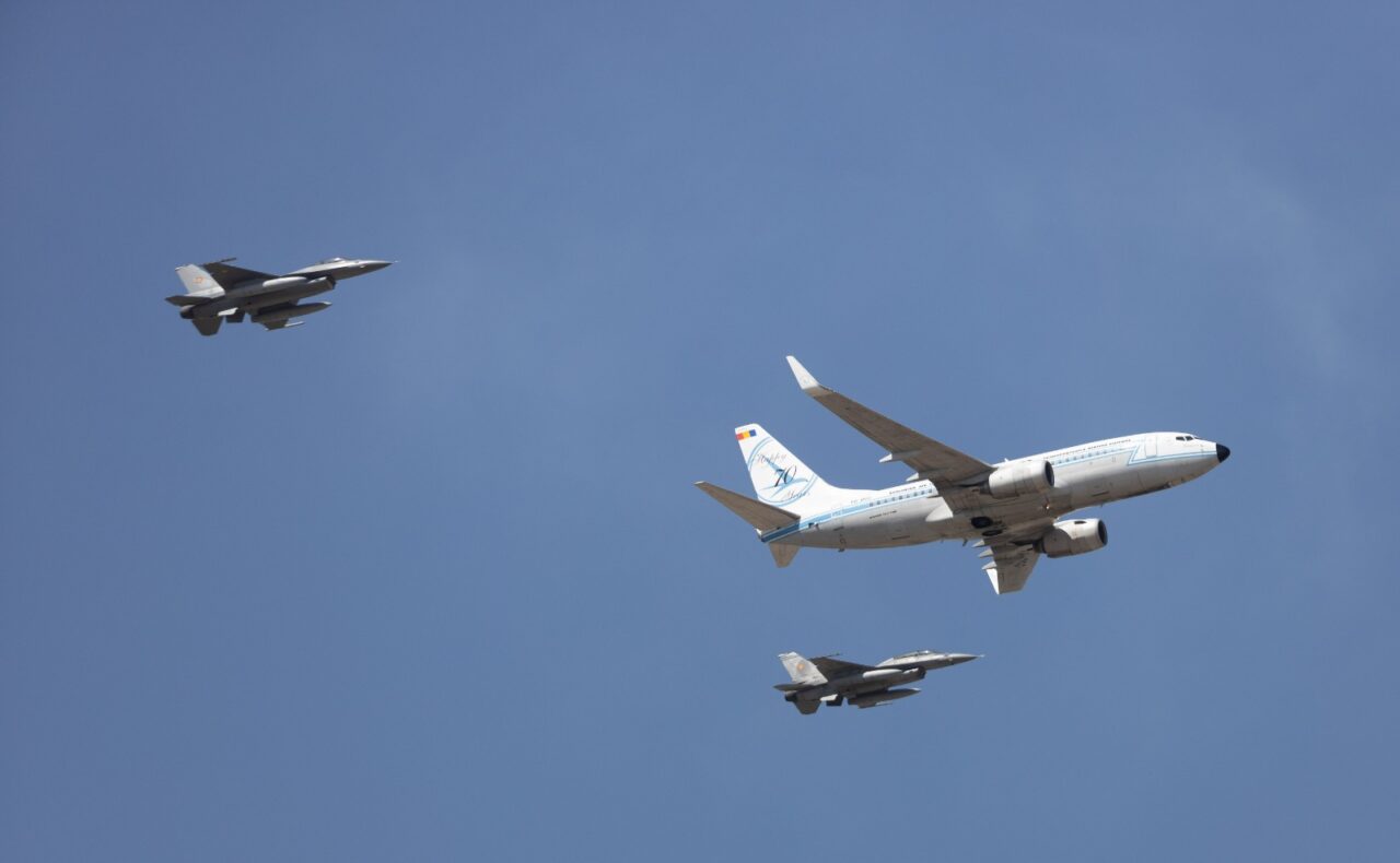 bias-2025.-cele-mai-frumoase-imagini-de-la-cel-mai-tare-show-aviatic-organizat-in-bucuresti