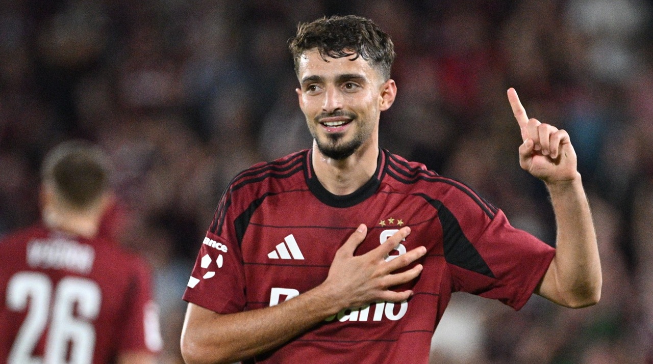 a-plecat-de-la-rapid-pentru-5000000-de-euro-lyon-a-pus-pe-masa-6000.000-de-euro-pentru-transfer