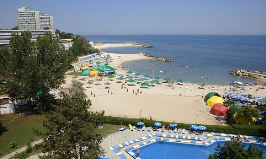 cat-costa-o-noapte-pe-litoral-in-septembrie:-tarifele-hotelurilor-din-statiunile-romanesti