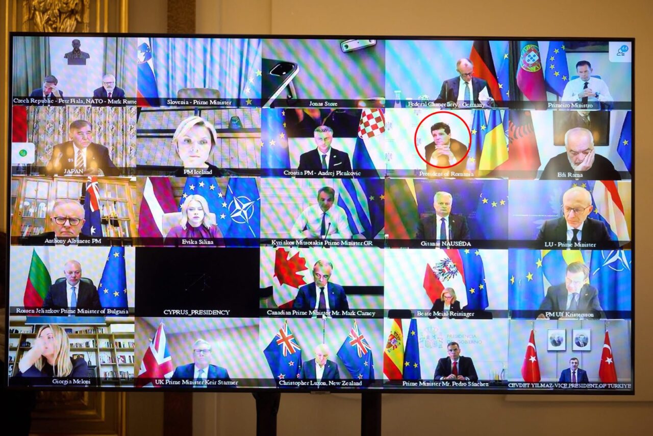 nicusor-dan,-holograma-in-video-conferinta-coalitiei-de-vointa