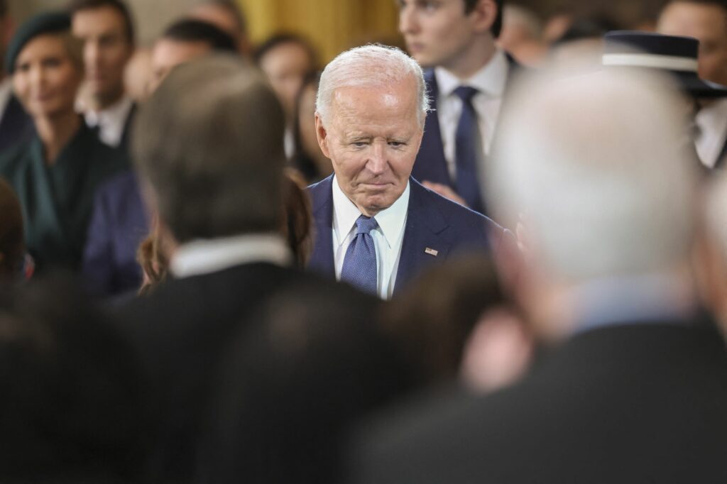 biden-lanseaza-o-campanie-de-strangere-de-fonduri-pentru-construirea-bibliotecii-prezidentiale