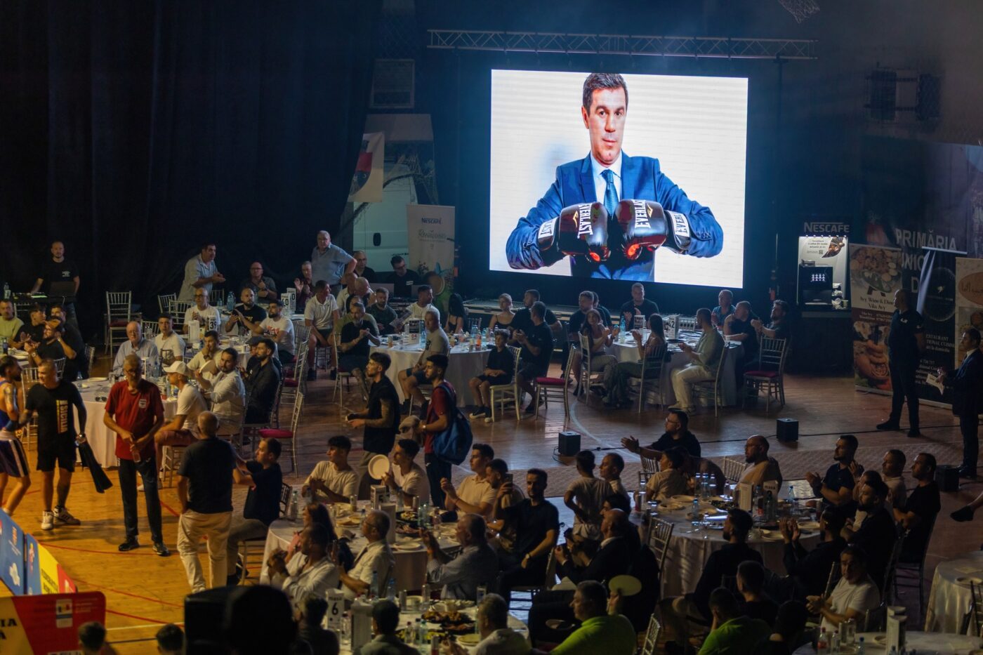 in-numele-fratelui!-s-a-organizat-in-premiera-o-gala-de-box-in-memoria-lui-mihai-leu.-special